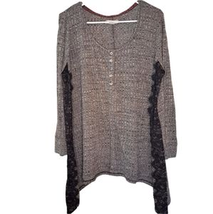 Belle Du Jour Gray Women's Lace Accent Long Sleeved Top Size 2X